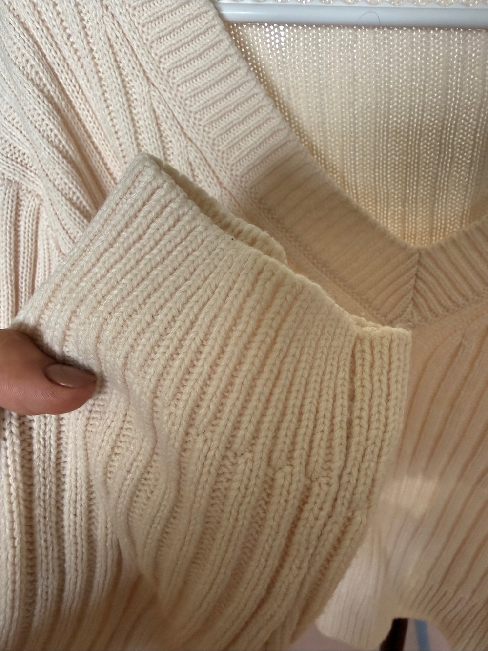 Oak + Fort Women’s S Cream Ribbed V-Neck Tie Back Sweater - Picture 3 of 4